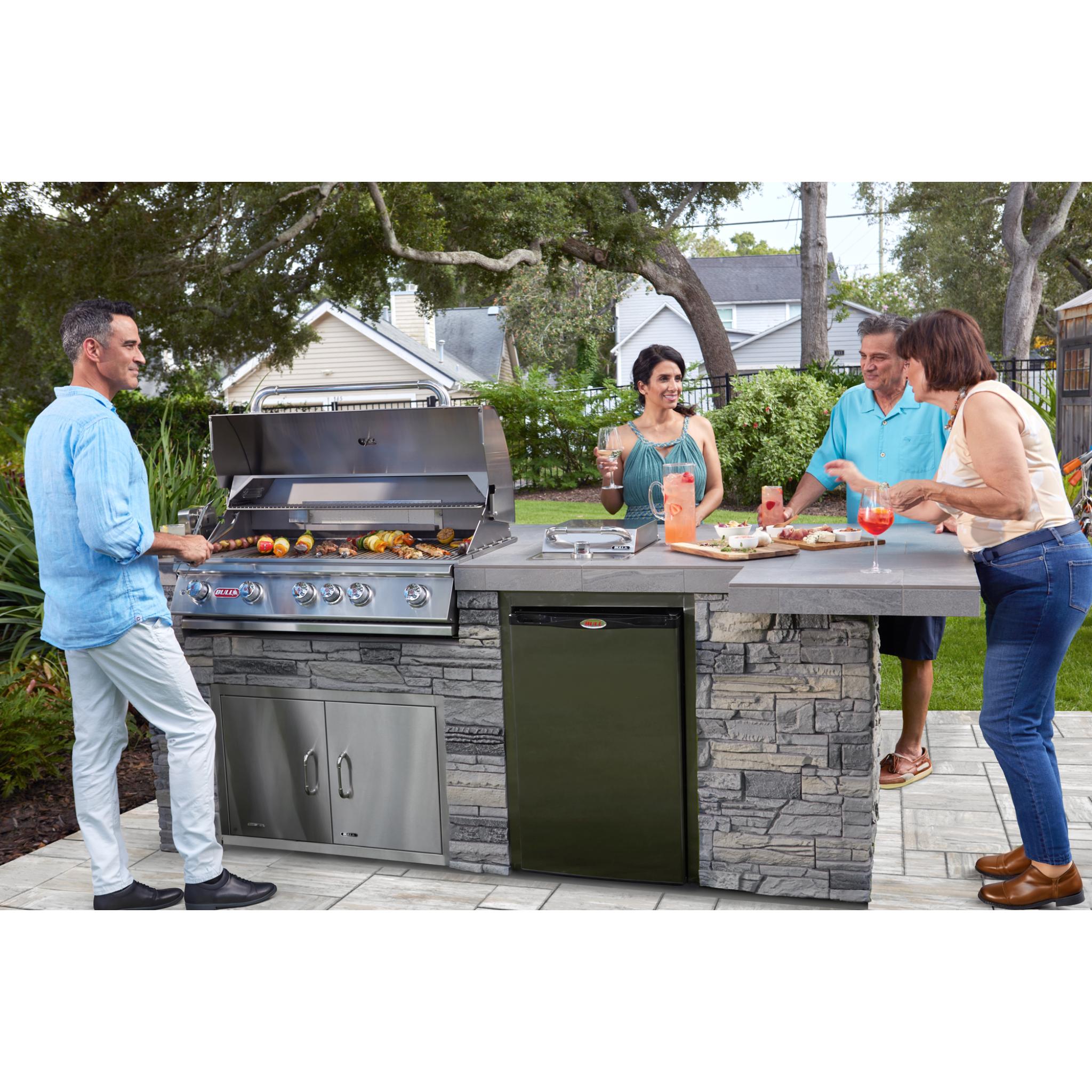 Bull Double Door w/ Reveal