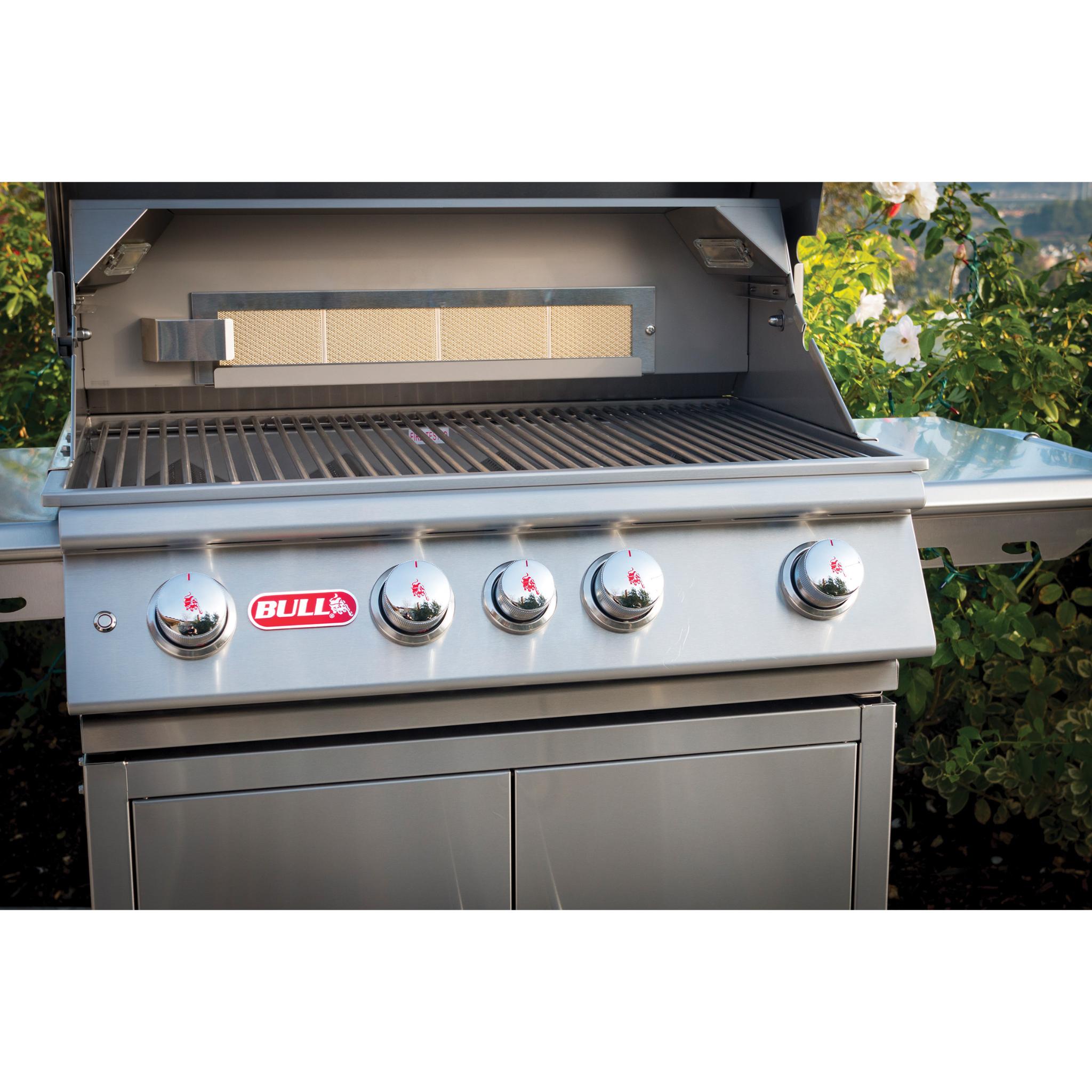 Bull 30" Angus Complete Grill Cart 4 Burner / 75,000 BTU's