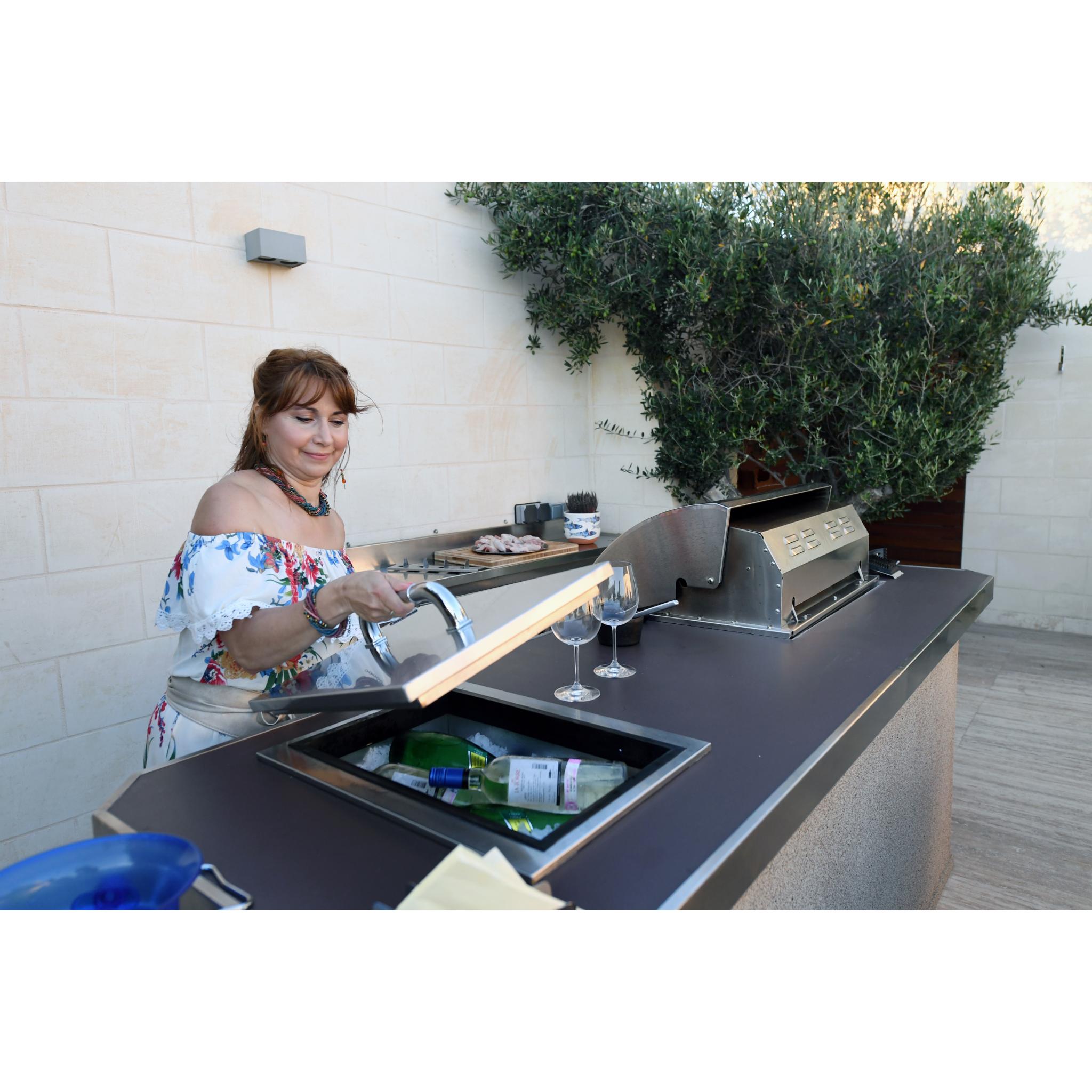 Bull Stainless Steel Ice Chest