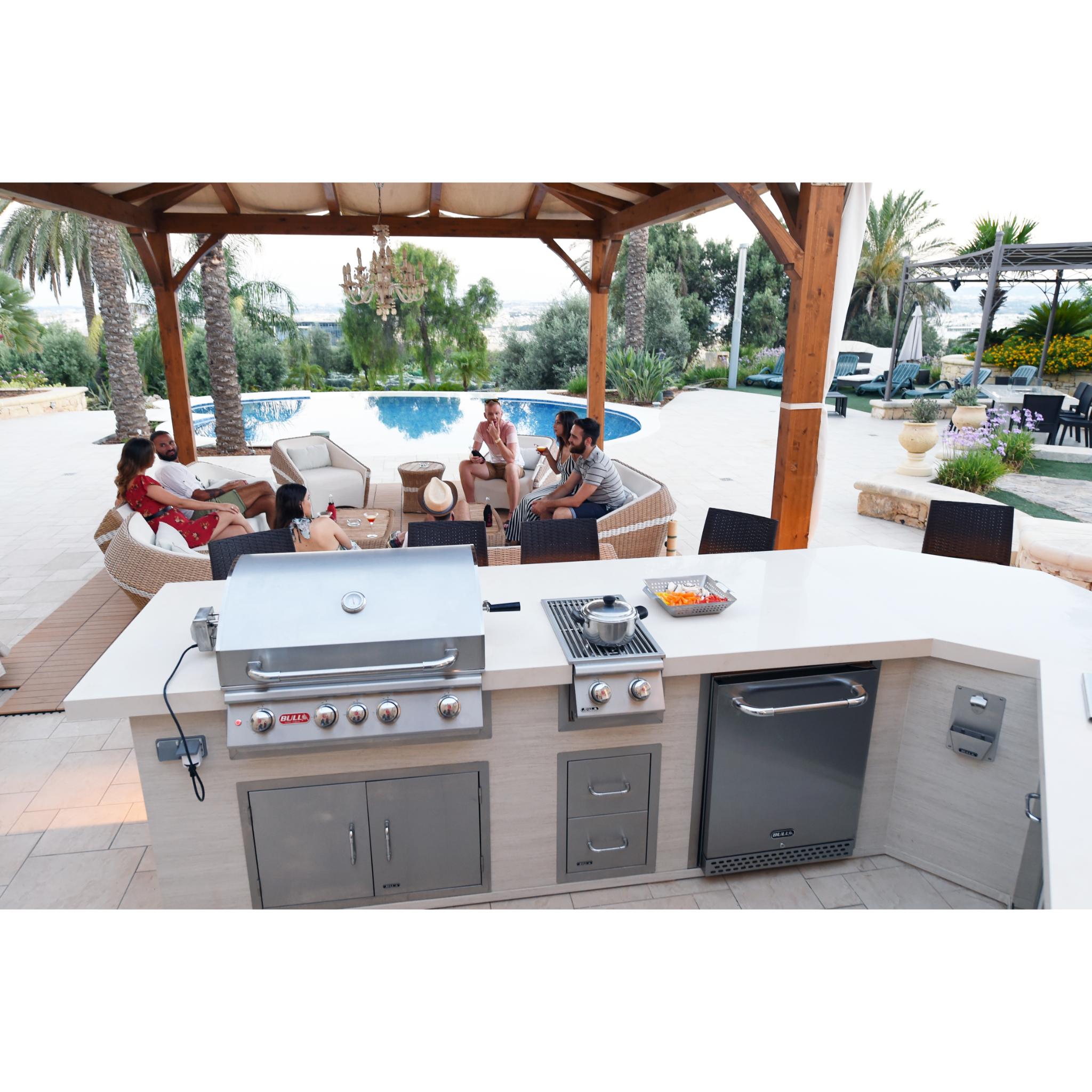 Bull Double Door w/ Reveal