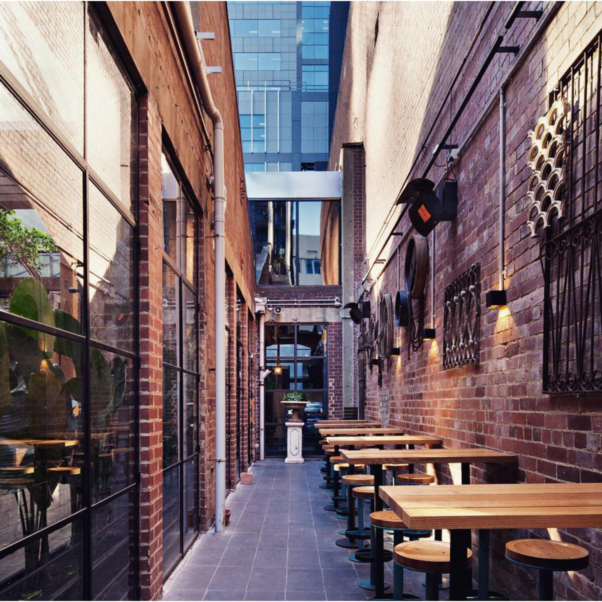 Bromic Tungsten Smart-Heat Gas Outdoor Heaters