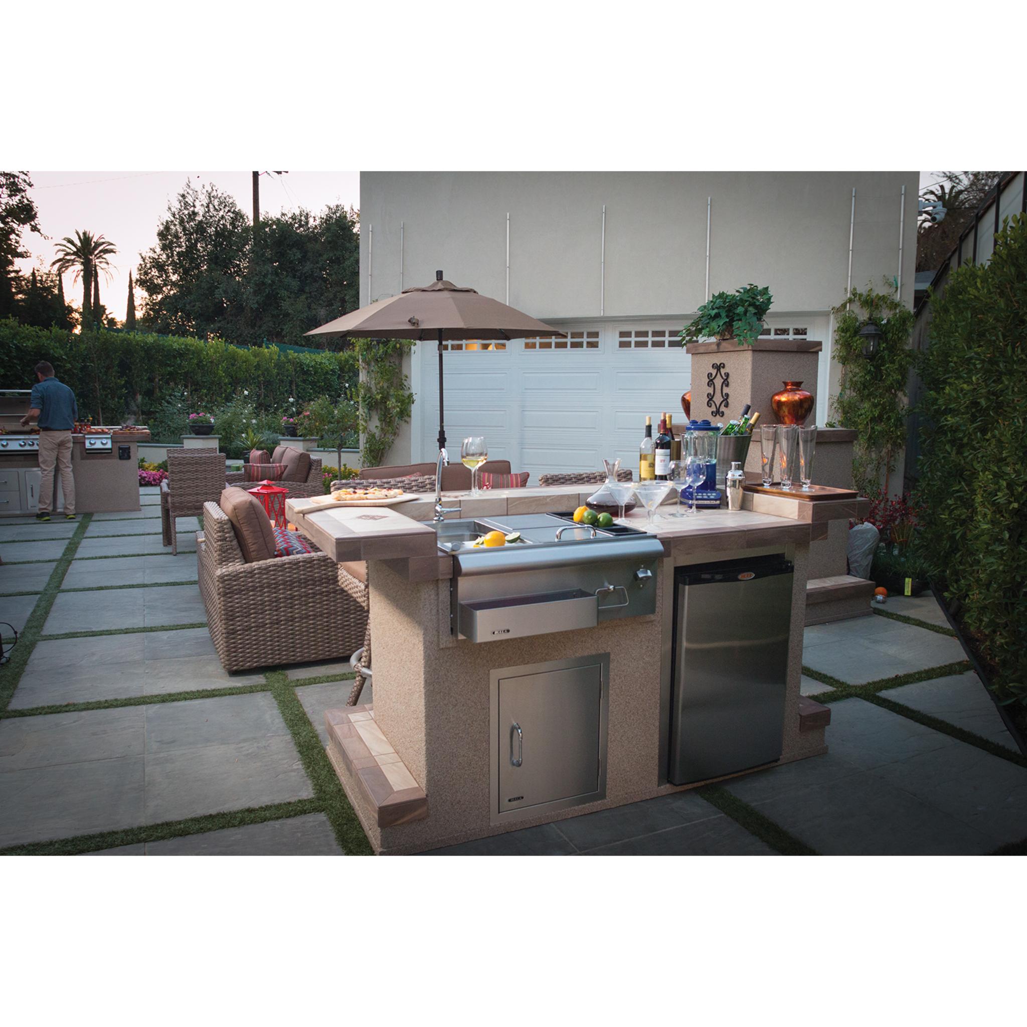 Bull Vertical Stainless Steel Access Door w/ Reveal