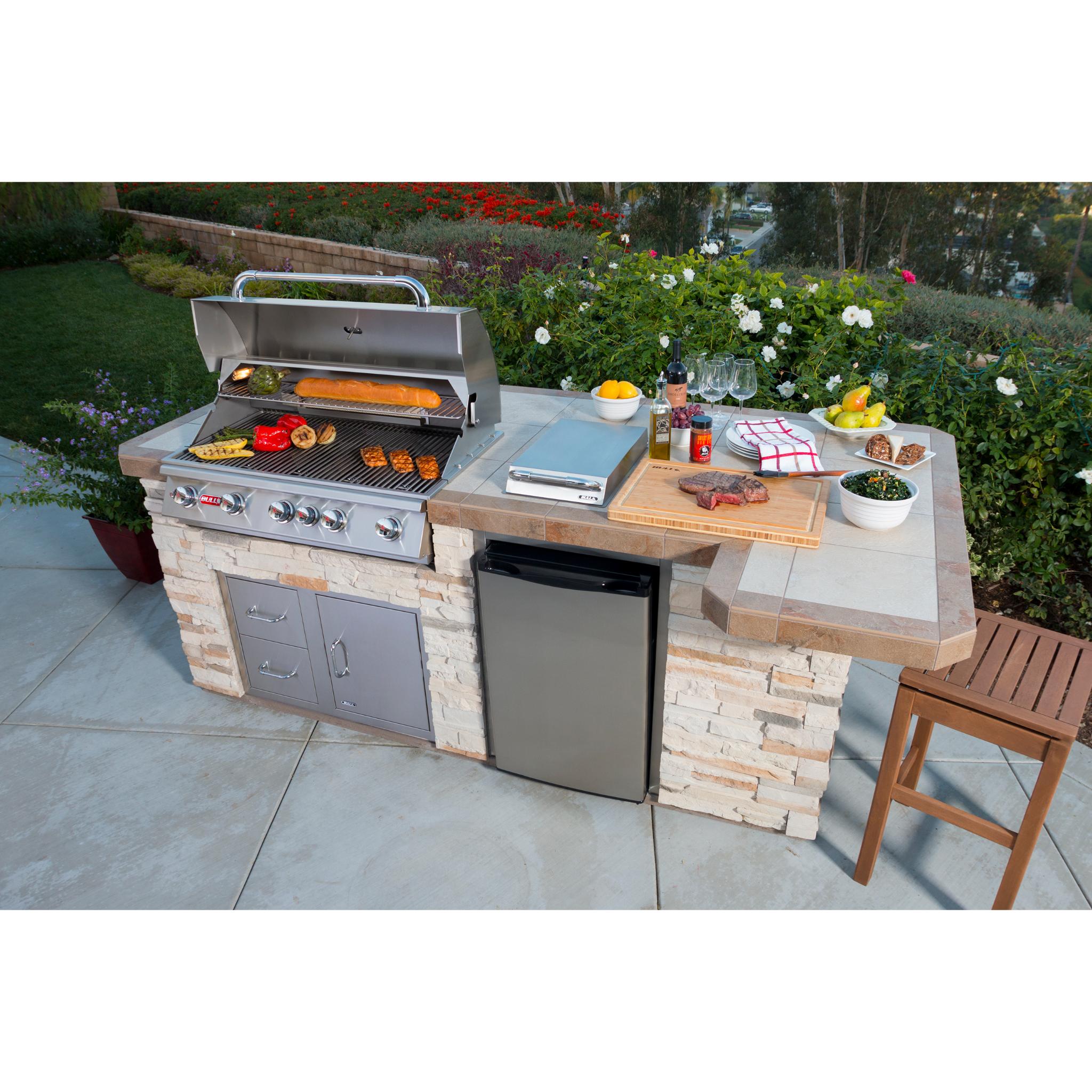 Bull 38" Brahma Drop In Grill w/light 5 Burner / 90,000 BTU's