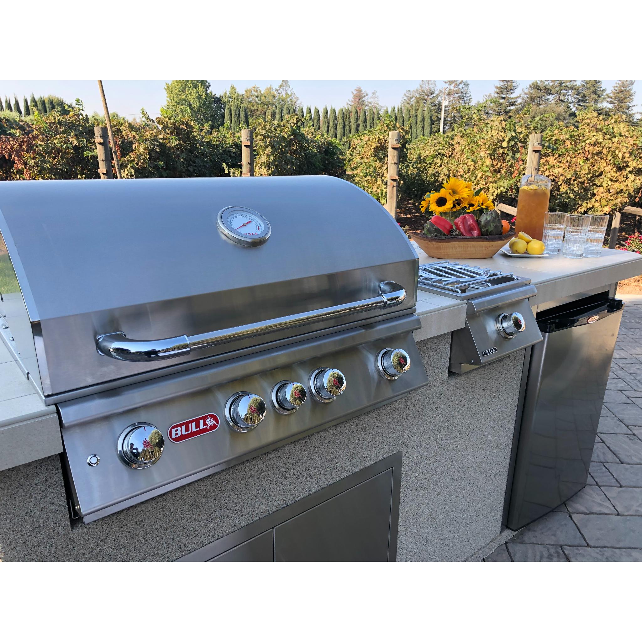 Bull 30" Angus Drop In Grill w/light 4 Burner / 75,000 BTU's