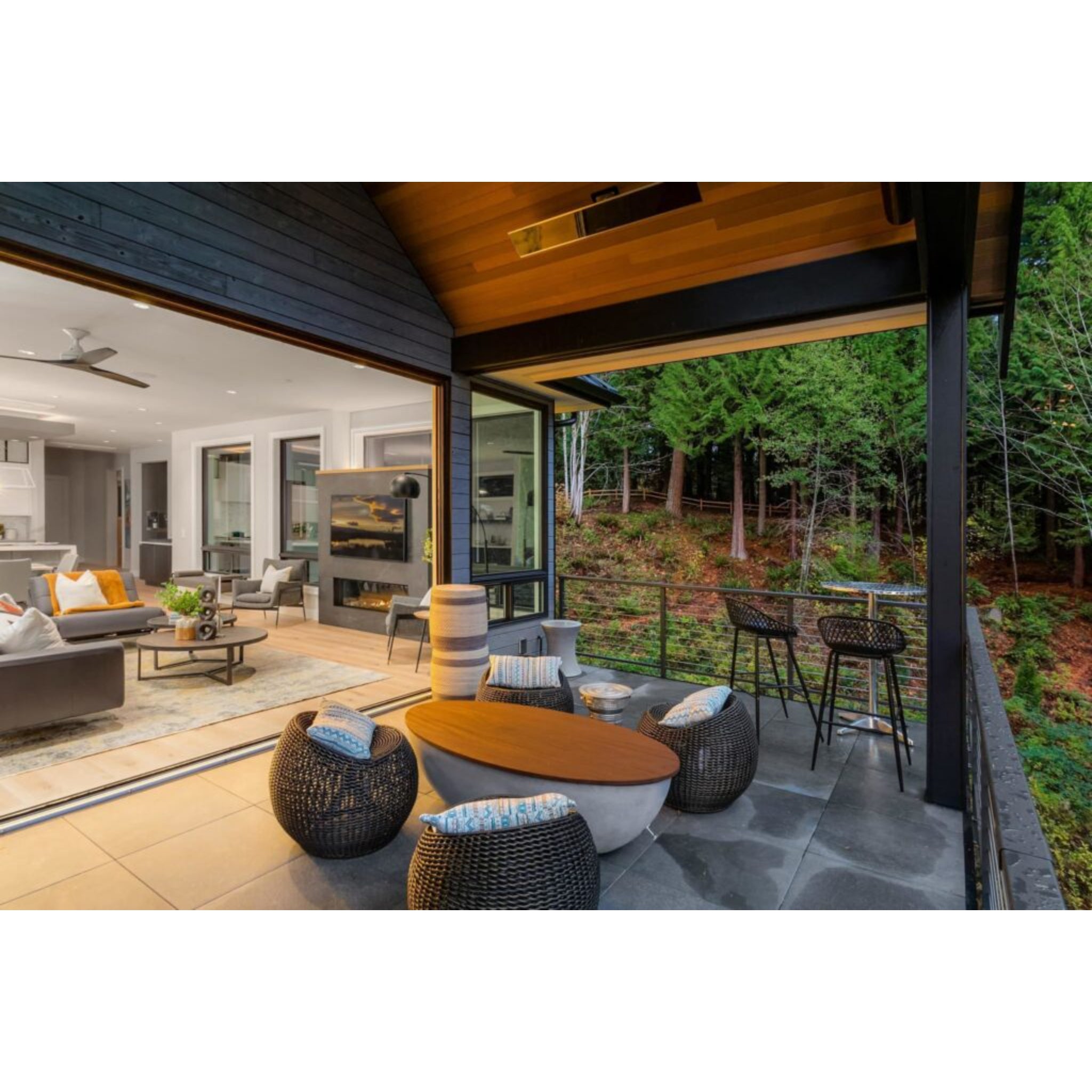 Bromic Platinum Smart-Heat Electric Outdoor Heaters